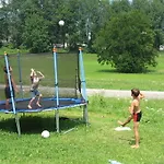 مزرعة للإقامة Nussbaumer Am Irrsee