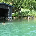 Nussbaumer Am Irrsee