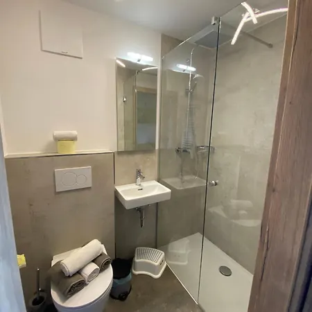 Nussbaumer Am Irrsee