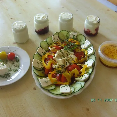 Nussbaumer Am Irrsee Farm stay *