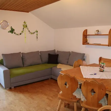 Nussbaumer Am Irrsee Farm stay