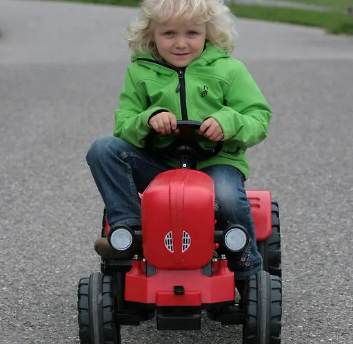 Nussbaumer Am Irrsee